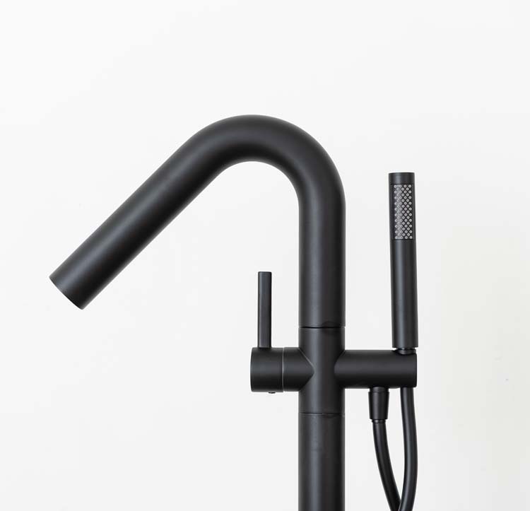 Badkraan Hercules vrijstaand mat zwart