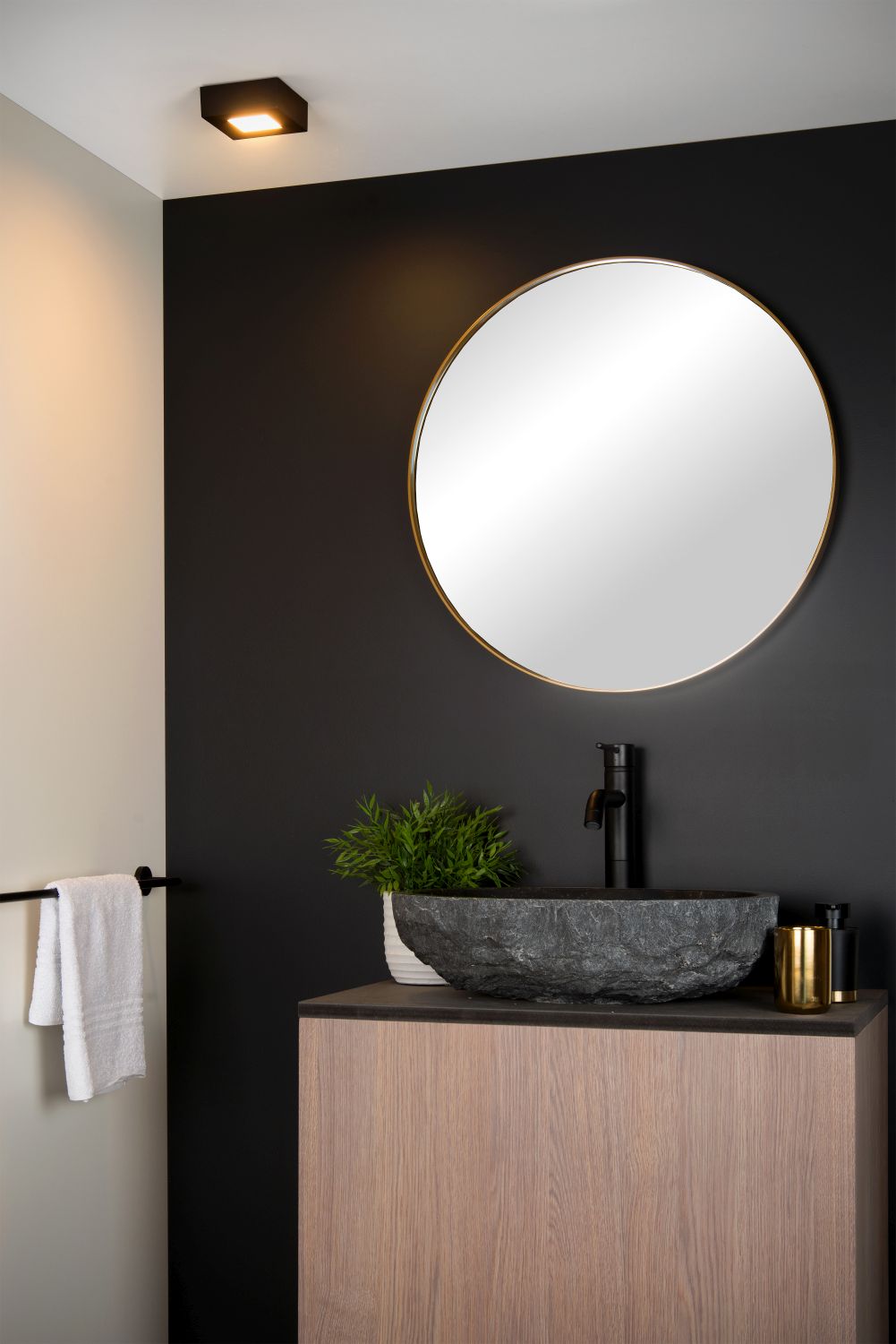 BRICE-LED Plafonnier Dimmable 8W Carré IP44 Noir
