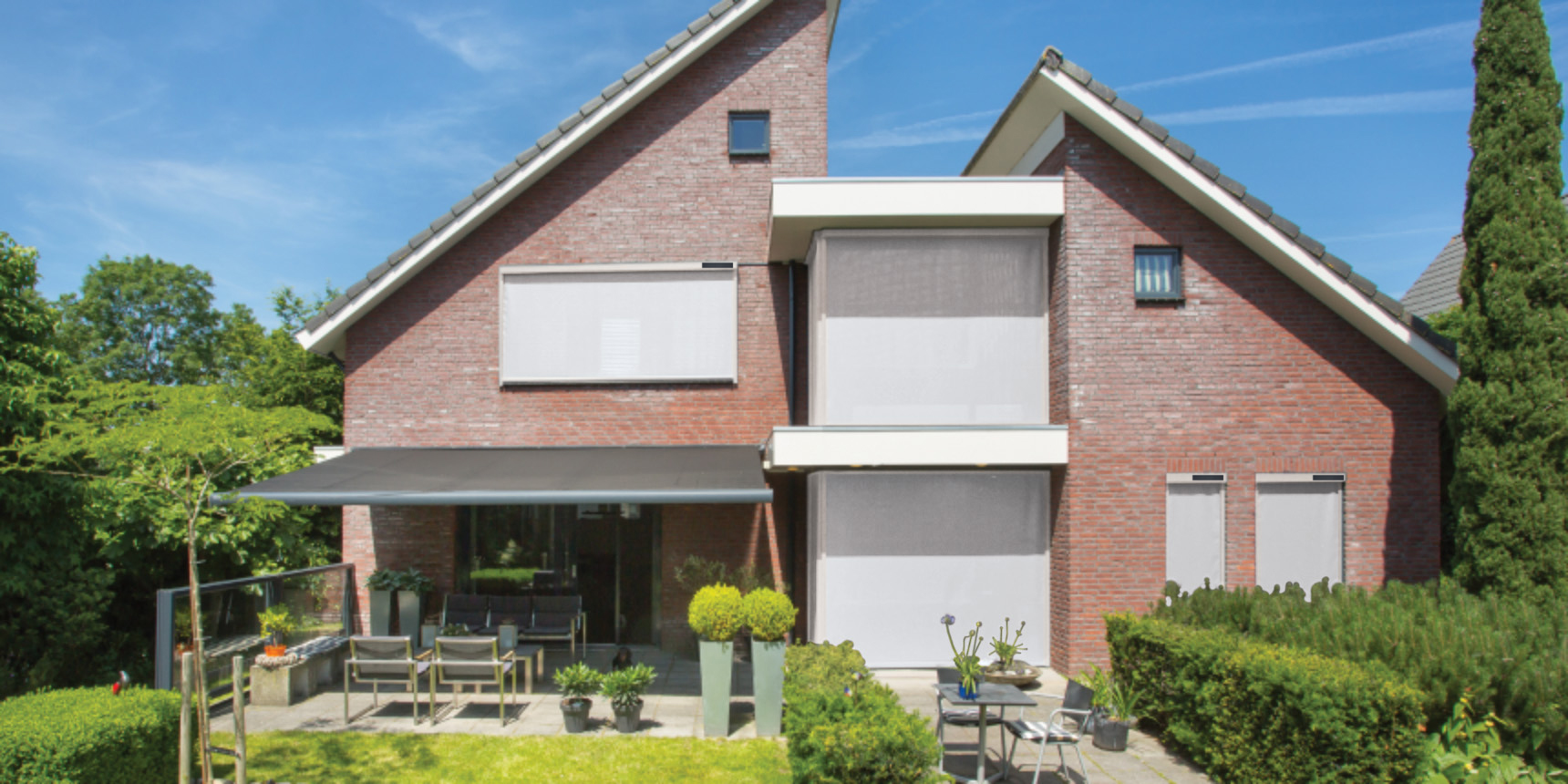 Store vertical extérieur Vinz S blanc solaire droite sur mesure