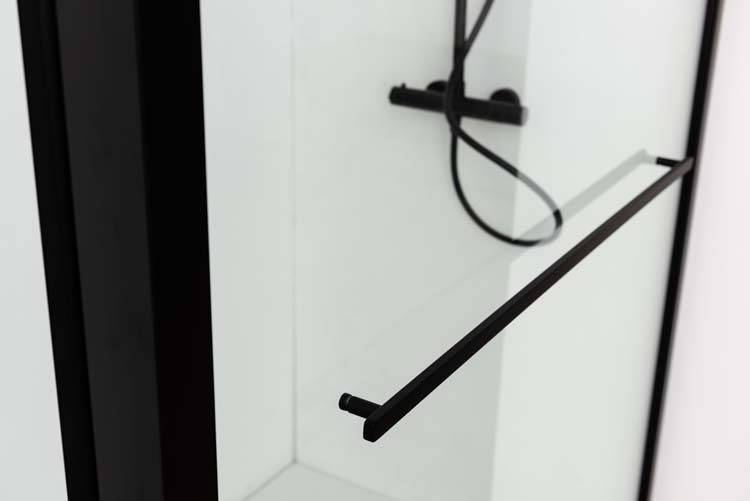 Douchewand Urian zwart profiel 137-139x200cm met handdoekhouder