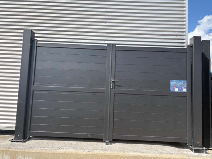 Portail battant Orlando en aluminium double fermé noir mat 350x180cm