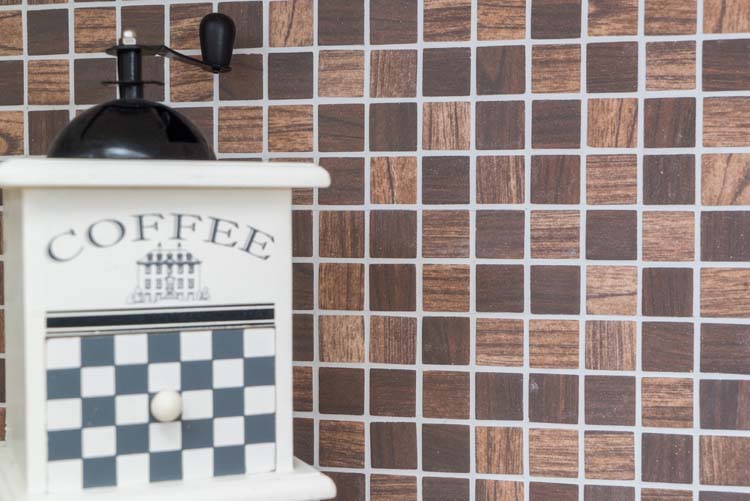 Mosaïque Eco structure bois brun foncé mat 30x30cm