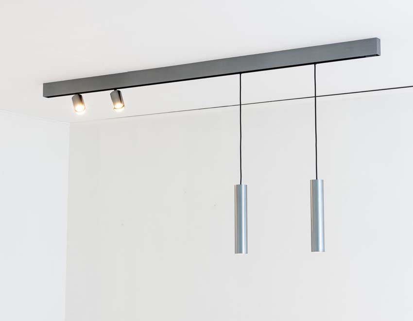 Rail lumineux Design Béa acier brossé - 1,8m - 2 spots & 2 suspensions