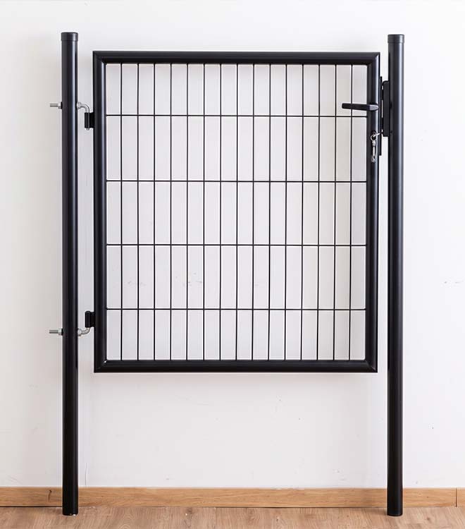 Complete enkele tuinpoort Eco zwart 100x100cm - ronde palen, inclusief palen, slot en kruk