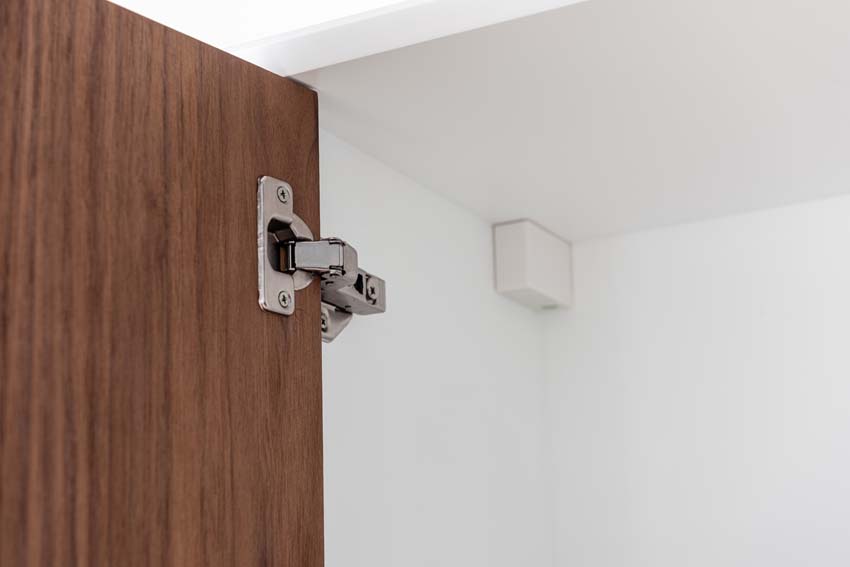 Armoire colonne Falk mat blanc/noyer suspendue 170x40x35cm