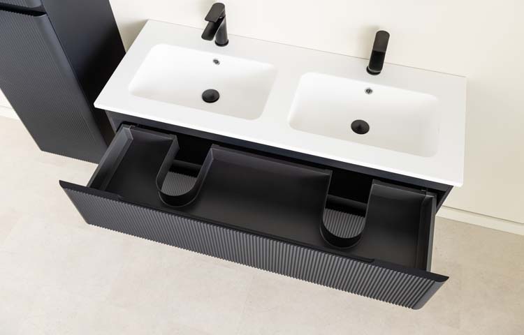 Badkamermeubel Julia mat zwart hangend met dubbele wastafel mat zwart 120cm