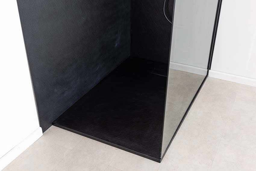 Panneau de douche Milo Slate SMC noir mat 152,4x243,8cm
