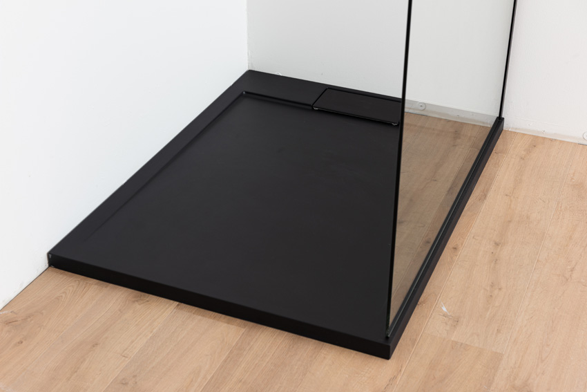 Receveur de douche Akon polybeton noir mat 120x90cm