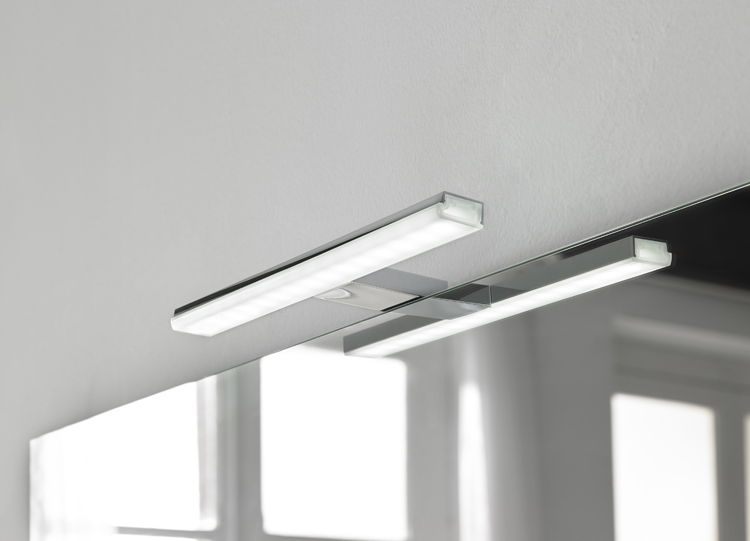 Éclairage de salle de bains  chrome  30,8cm  8W  5700K  IP44