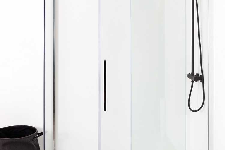 Porte de douche coulissante avec partie fixe Udo chrome 136-139x200cm