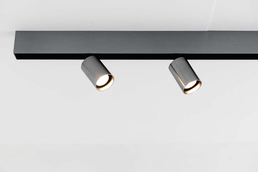 Rail lumineux Design Béa acier brossé - 1,8m - 2 spots & 2 suspensions