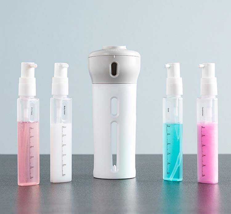 Reis-zeepdispenser/travelkit 4 x 40 ml Reis-zeepdispenser/travelkit 4 x 40 ml