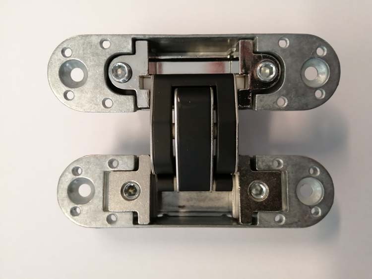 Verdoken scharnier voor een invisible flat deur