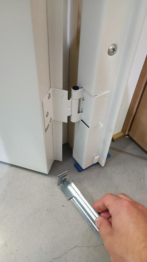 Technische stalen deur wit geïsoleerd 89x204,5cm omkeerbaar