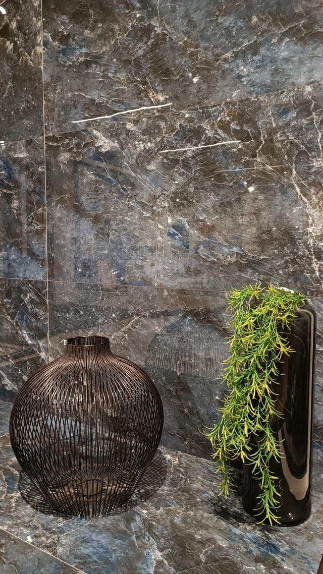 Tegel Lux navy blue high gloss 60 x 120 cm Tegel Lux navy blue high gloss 60 x 120 cm