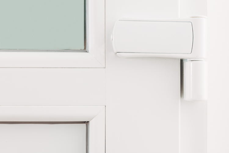 Porte extérieure semi-vitrée PVC verre triple vitrage clair blanc ouvrant à droite sur mesure