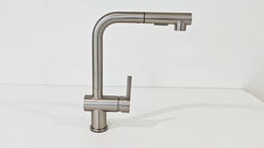 Robinet de cuisine Maeve aspect inox brossé avec bec extractible Robinet de cuisine Maeve aspect inox brossé avec bec extractible