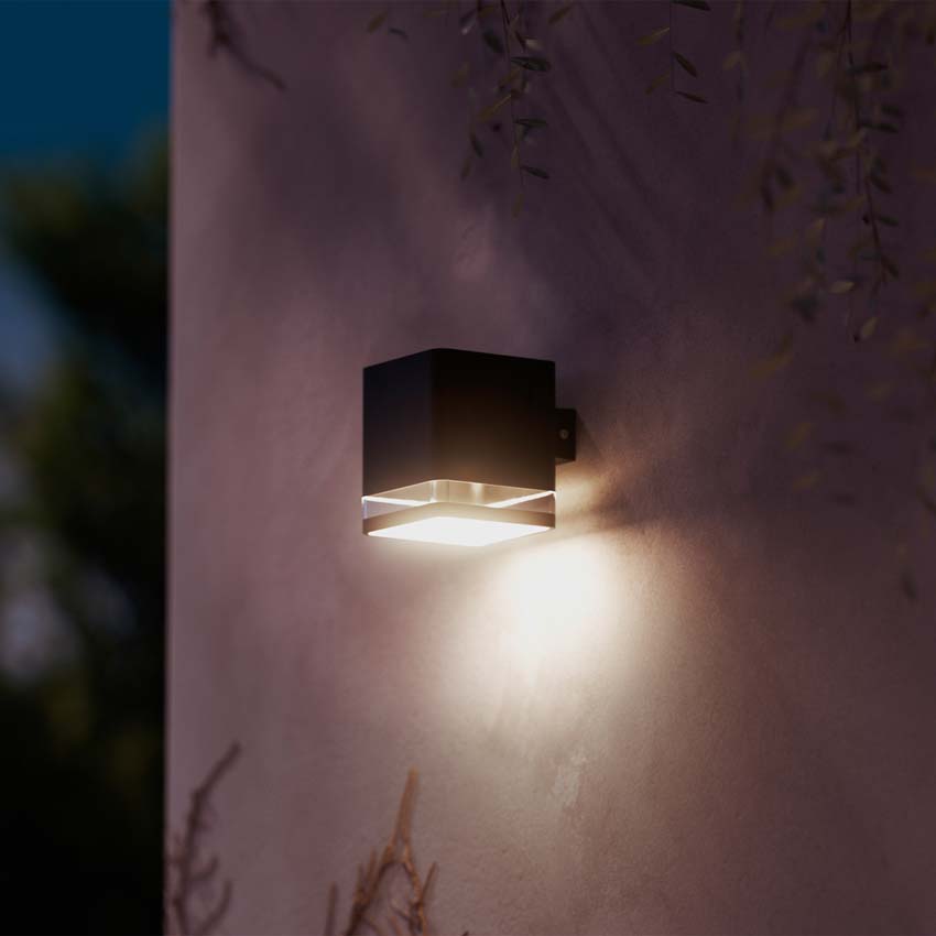 Wandlamp buiten Lucio Solar - zwart - 1.8W - 2700K - IP44 - met schemersensor