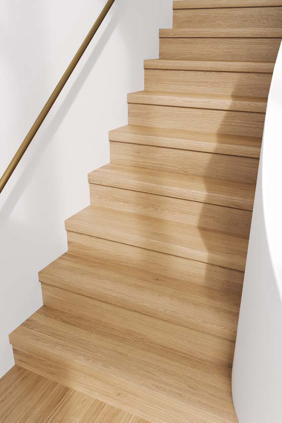 Traptrede Trebbia oak 130x38x5,6cm