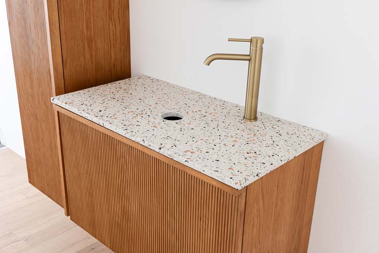 Topblad terrazzo Usher excl opbouwkom voor enkel badkamermeubel  90,5cm