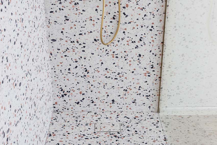 Panneau de douche Milo Slate SMC terrazzo 91,4x243,8cm