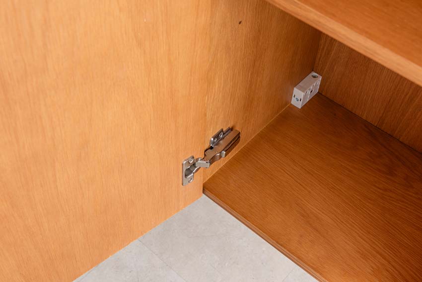 Armoire colonne Fior chêne suspendue 170x40x35cm