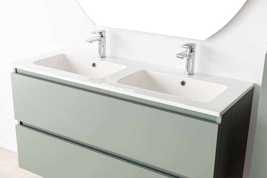 Meuble de salle de bain Dotan eucalyptus vert avec double lavabo blanc brillant 120cm