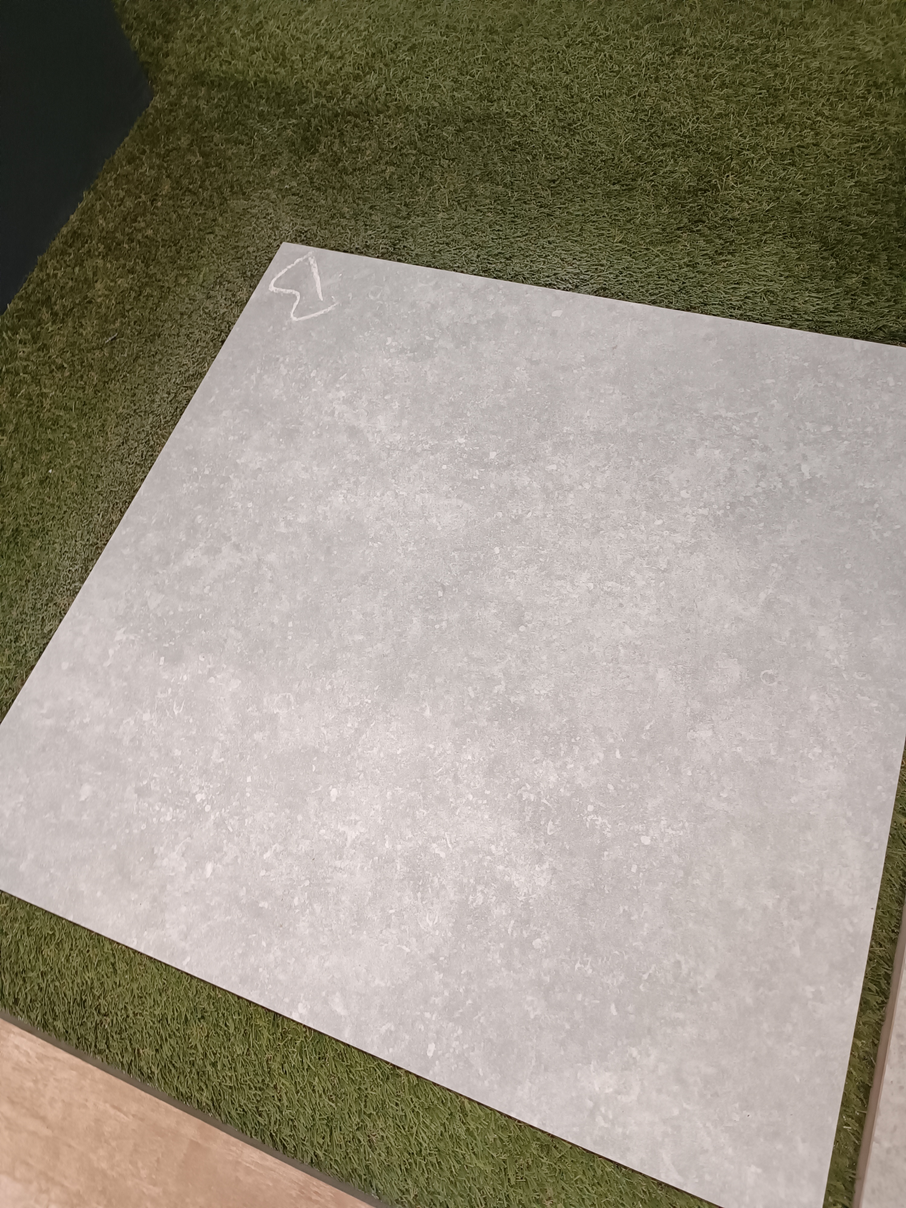 Terrastegel Bastogne grijs rt 60 x 60 x 2 cm