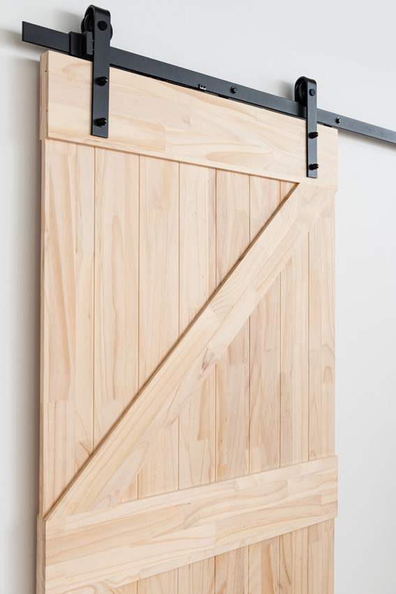 Complete enkele schuifdeur Barn Tristan 93x211,5cm + rail robust zwart + geleider muur
