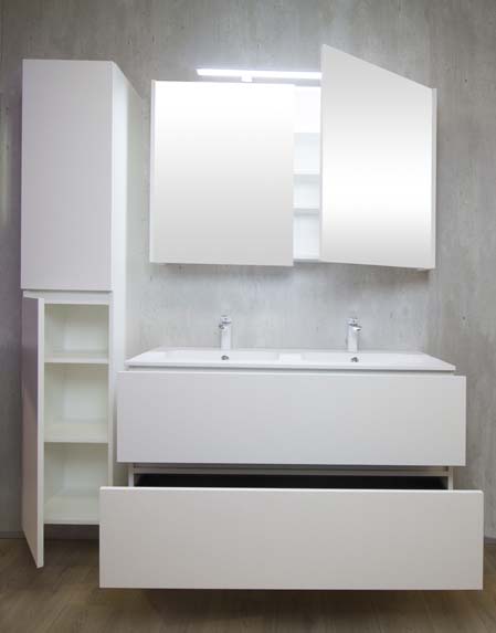 Meuble de salle de bains Puro blanc mat suspendu avec lavabo double blanc mat 140cm