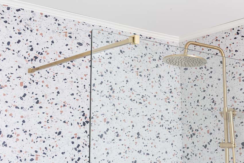 Panneau de douche Milo Slate SMC terrazzo 91,4x243,8cm