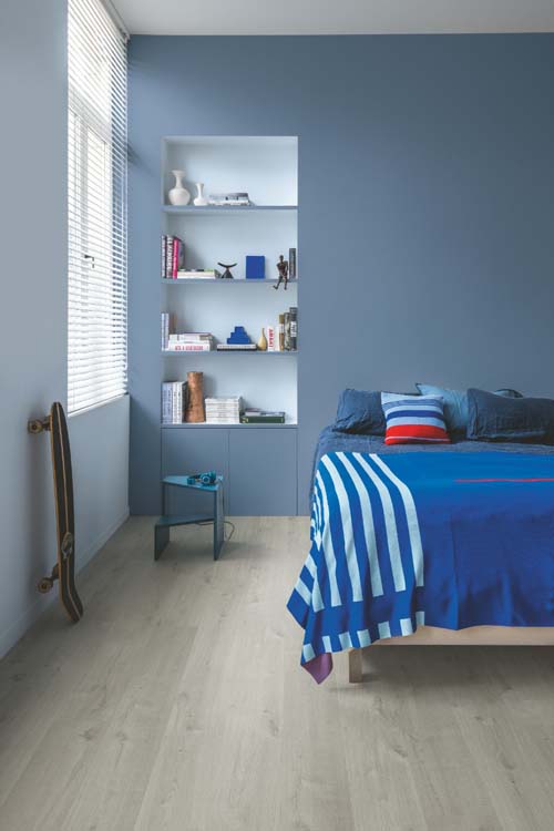Vinyl Quick-step bloom medium planks 6mm katoen koudgrijze eik lichtgrijs