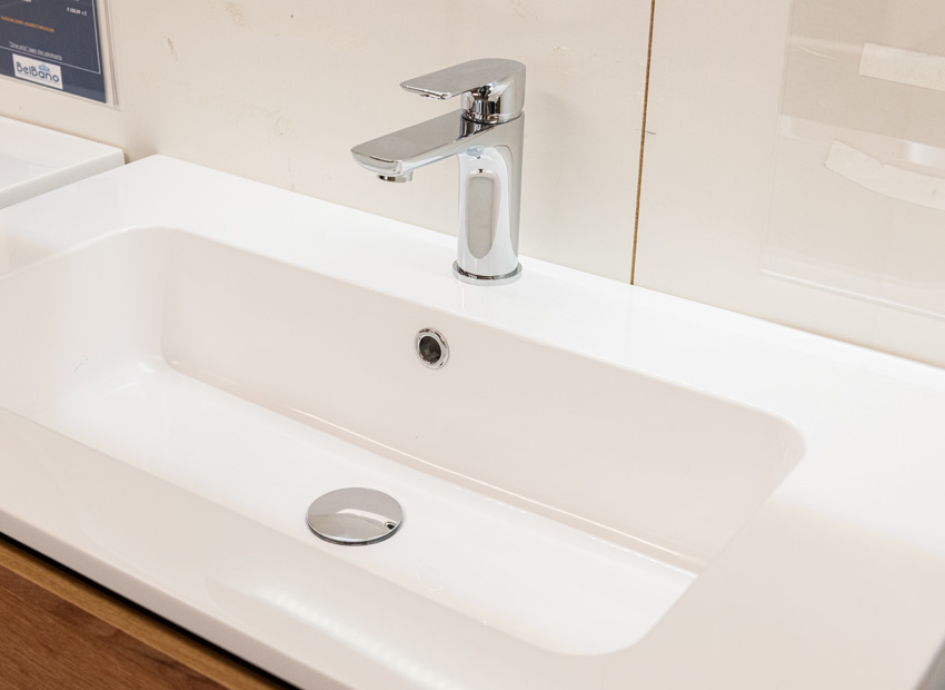 Badkamermeubel Treviso eik/wit met enkele wastafel glanzend wit 80cm