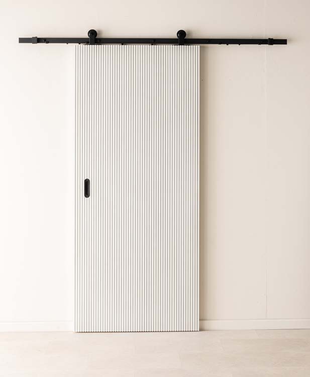 Porte coulissante complète Kaylee Line up 93x211,5cm MDF + rail antique - à peindre