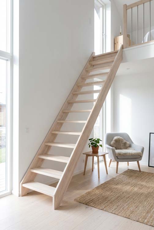 Trap beuk Berlijn recht 275x82cm