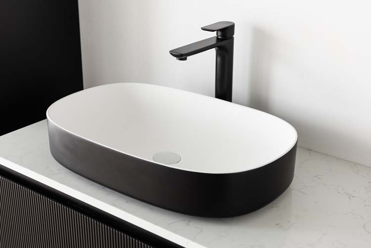 Meuble de salle de bains Windsor noir mat suspendu avec vasque à poser simple 120cm