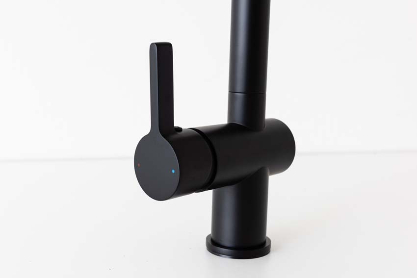 Keukenkraan Maeve mat zwart met uittrekbare uitloop Keukenkraan Maeve mat zwart met uittrekbare uitloop