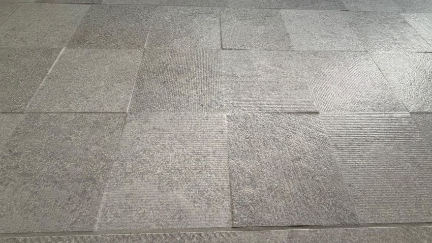 Carrelage mural Phoenix gris décor carré 30x90cm