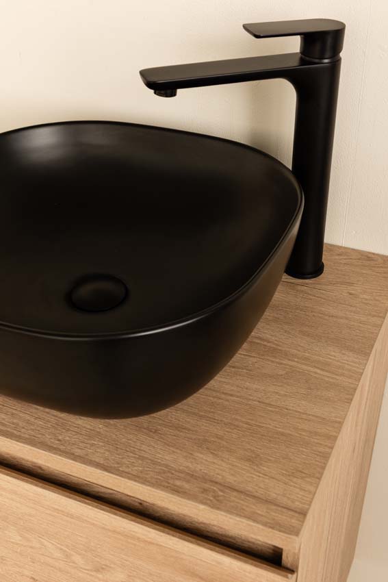 Badkamermeubel Bella eik hangend met dubbele opbouwkom mat zwart 150cm
