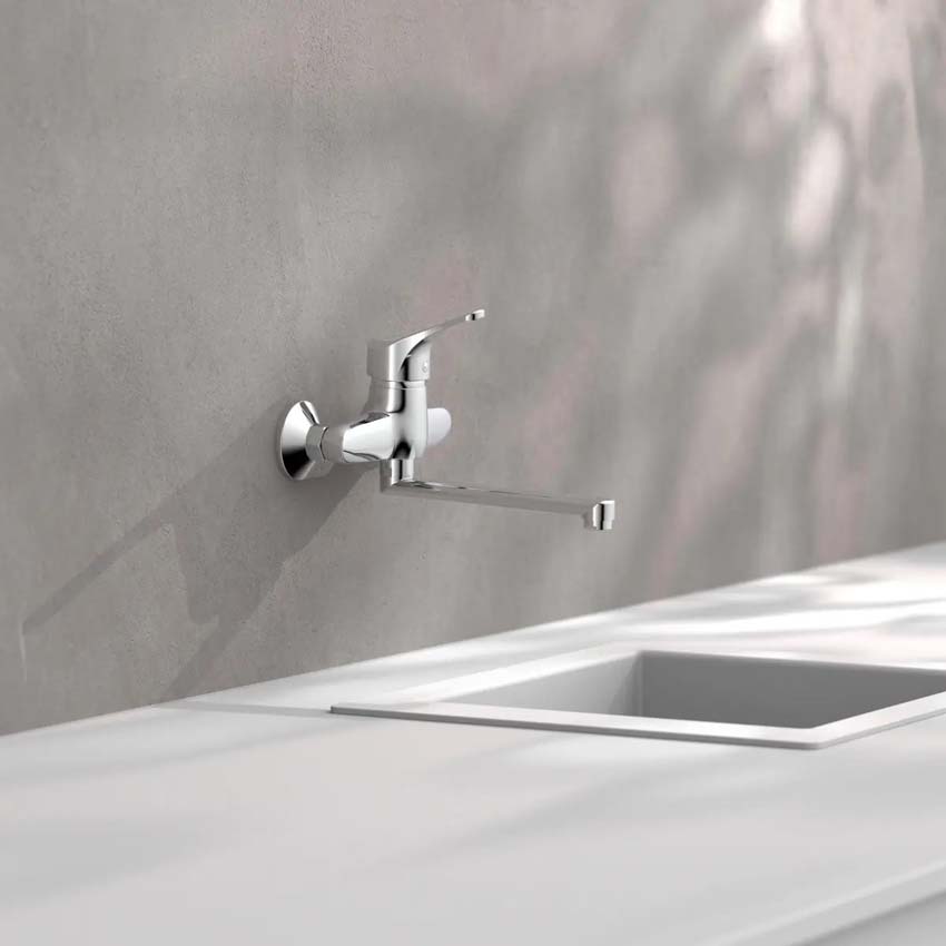 Robinet de cuisine Aslan chrome montage mural