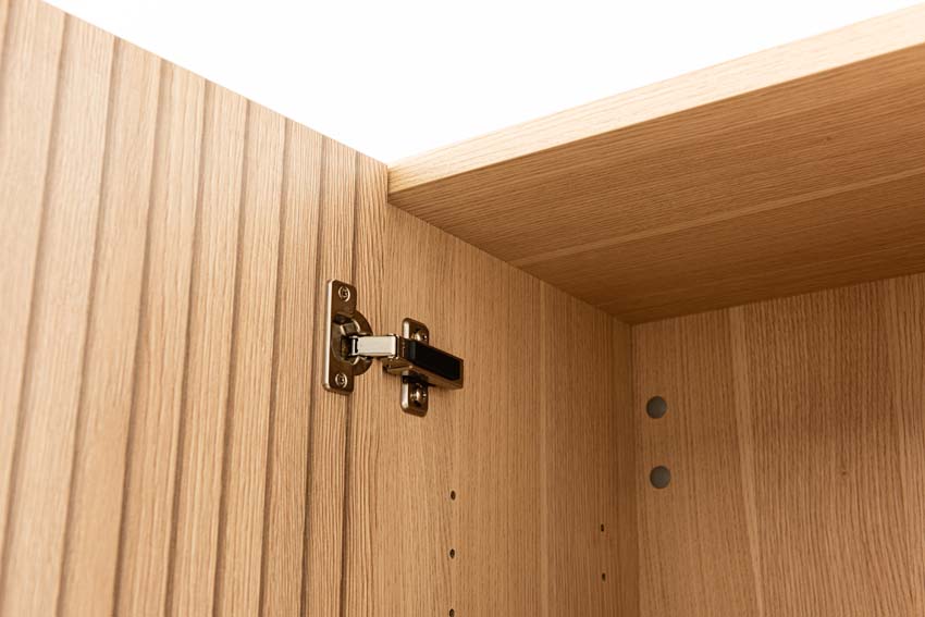 Armoire colonne Dotan line up suspendue 185x40x32cm