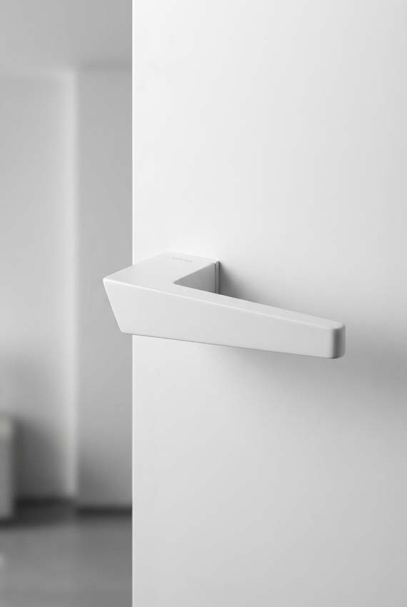 Deurkruk Xinnix 002 staal gelakt wit complete set excl. rosas