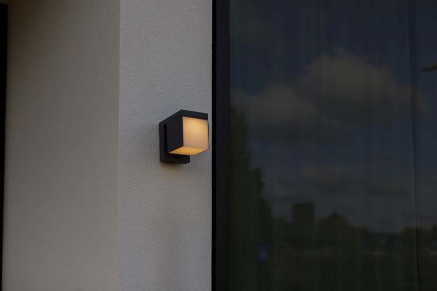 Wandlamp buiten - grijs - H13,5cm - LED - 1x9,5W - 3000K - IP54 - bewegingssensor