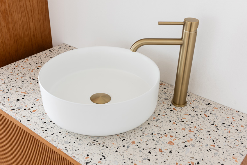 Badkamermeubel Fae eik hangend met enkel topblad terrazzo 90cm