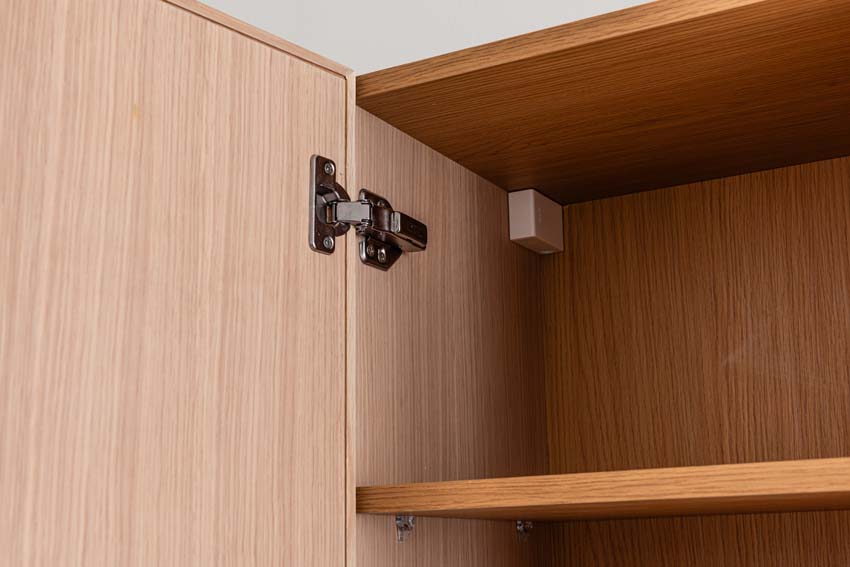 Kolomkast Felix eik hangend 170x40x35cm