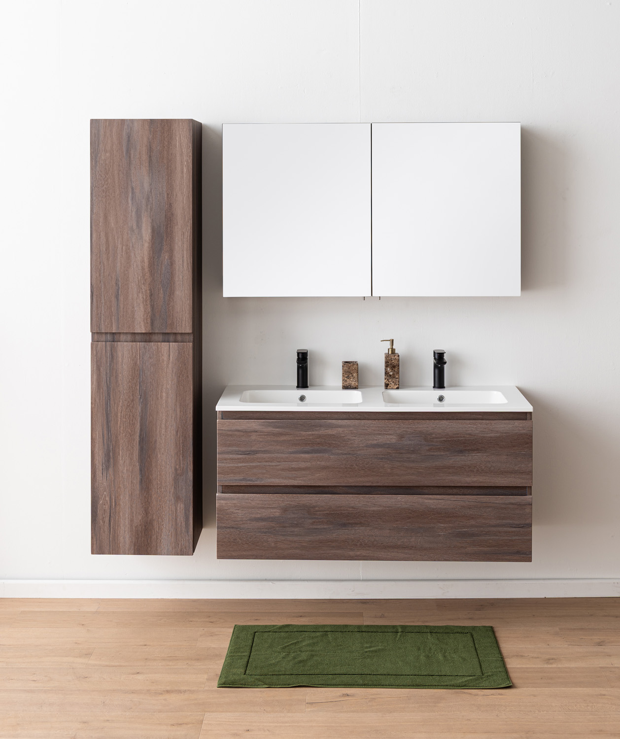 Badkamermeubel Tarik amber eik hangend met dubbele wastafel glanzend wit 120cm