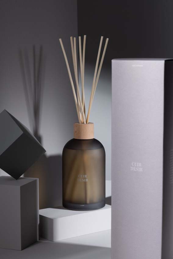 Bâtonnets parfumés Accords Essentiels Cuir Desir 550ml