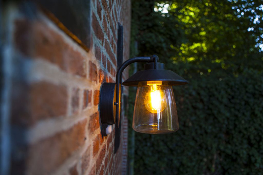 Wandlamp buiten - zwart roest - 22x17,6x22,4cm - dimbaar - E27 - 1x40W - IP44 - bewegingssensor