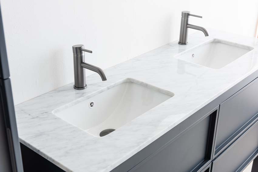 Badkamermeubel Fara antraciet staand met dubbele wastafel carrara 140cm