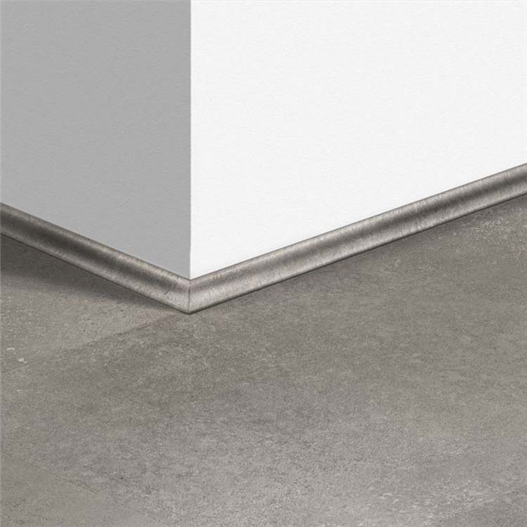 Kwadrant Quick-Step Beton rots 17 x 17 x 2400 mm